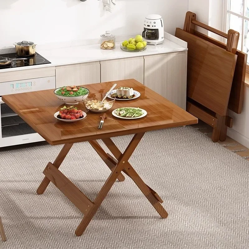 無垢材製ポータブル折りたたみ式正方形ダイニングテーブル、小型 - Commercial Kitchen Rental のレビューと価格