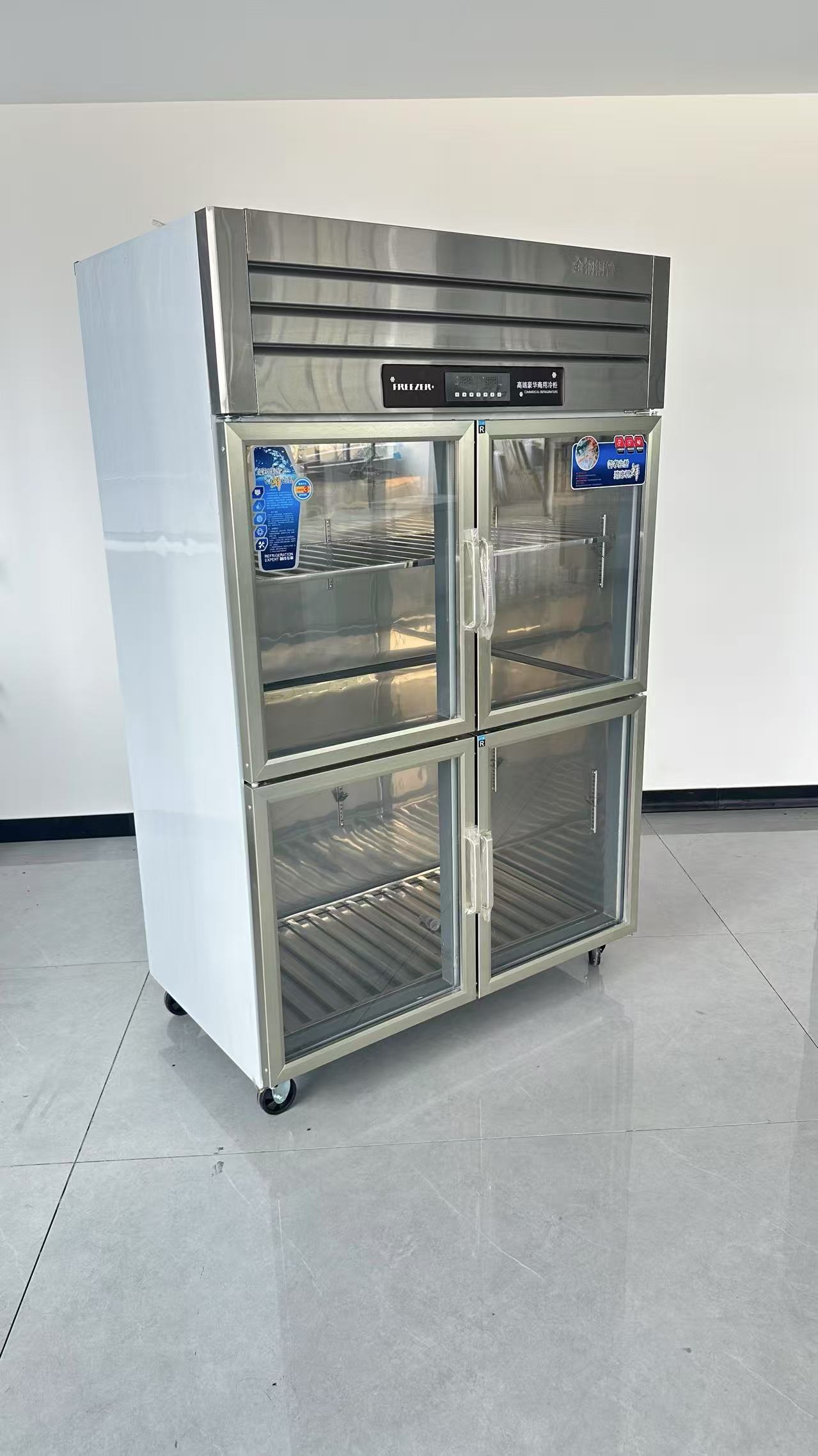 業務用高性能6ドアステンレス製縦型冷凍冷蔵庫（レストラン厨房 - Commercial Kitchen Fridge のレビューと価格
